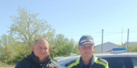 В Ершовском районе Саратовской области в преддверии 9 мая сотрудники отделения Госавтоинспекции ОМВД России по Ершовскому району провели акцию «Лента Победы!» - ОМВД Ершовского района 